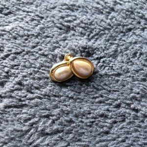 Adjustable clip on earrings